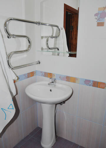 Фото номера Большой двухместный номер Гостиница Guest House Lotos г. Саратов 6