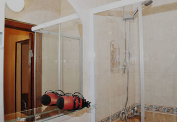 Фото номера Двухместный номер с 1 кроватью Гостиница Guest House Lotos г. Саратов 4