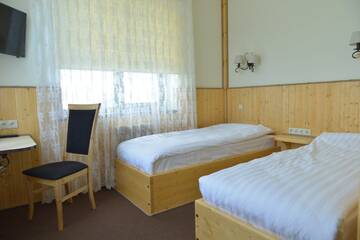 Фото номера Стандартный двухместный номер с 2 отдельными кроватями Гостиница Полина г. Саратов 11