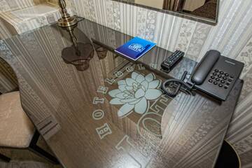 Фото номера Номер комфорт с 1 двуспальной кроватью Гостиница Lotus Hotel &amp; Spa г. Саратов 4