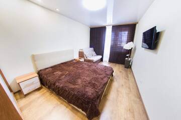 Фото номера ТРЕХКОМНАТНЫЕ АПАРТАМЕНТЫ “ТРИУМФ” С ПАРКОВКОЙ Апартаменты Saratov Lights Apartments г. Саратов 9