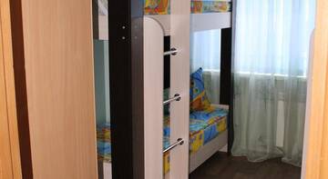Фото номера Спальное место на двухъярусной кровати в общем номере для женщин Хостел День и Ночь г. Саратов 4