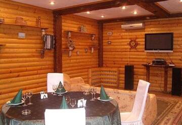 Фото номера Номер &quot;Стандарт&quot; Гостиница Holiday Park Shvambrania г. Саратов 19