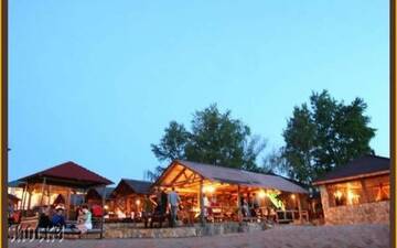 Фото номера Номер &quot;Стандарт&quot; Гостиница Holiday Park Shvambrania г. Саратов 32
