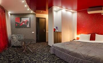 Фото номера Полулюкс Гостиница X&amp;O Hotel г. Саратов 8