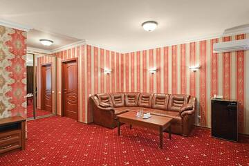 Фото номера Люкс Отель Галопом из Европы г. Саратов 3