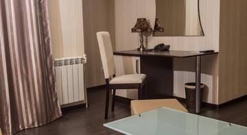 Фото номера Vip Гостиница Отель-клуб Лотус г. Саратов 7